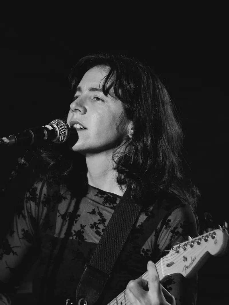 Fotografía en vivo de Tigre Ulli en recital