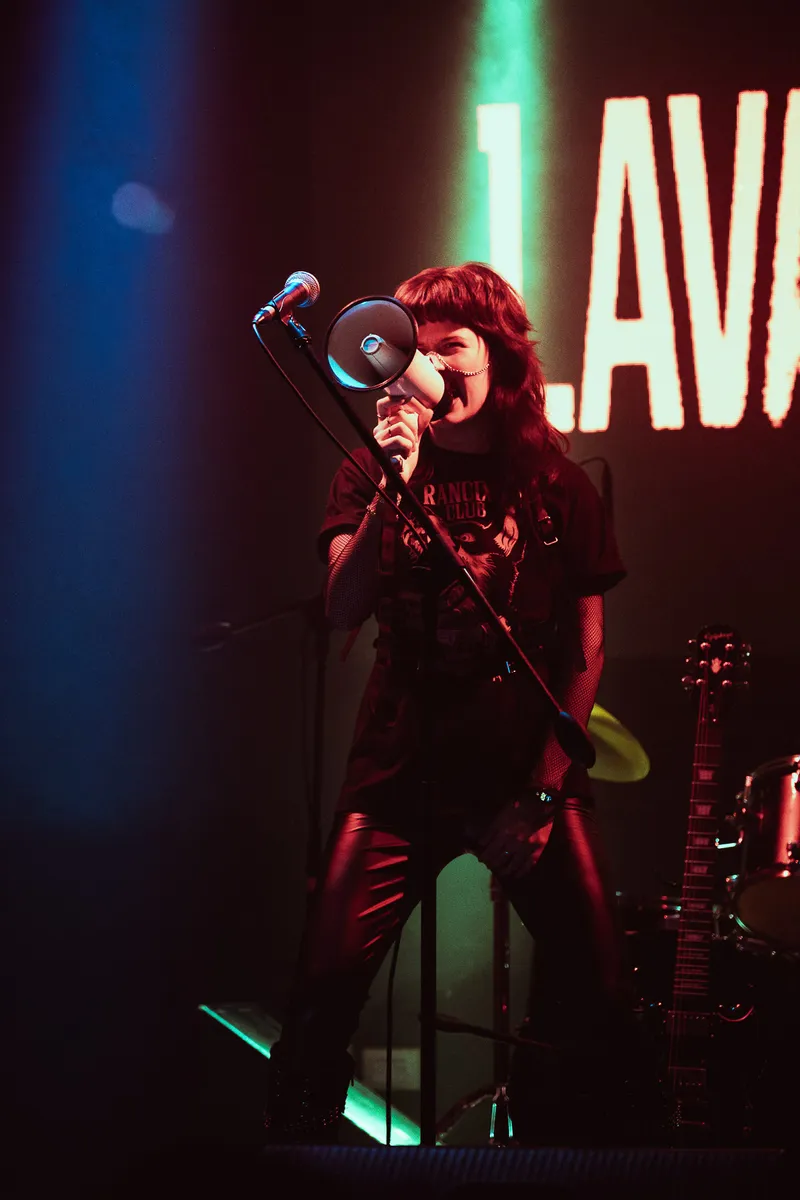 Fotografía en vivo de Lava Andina en recital